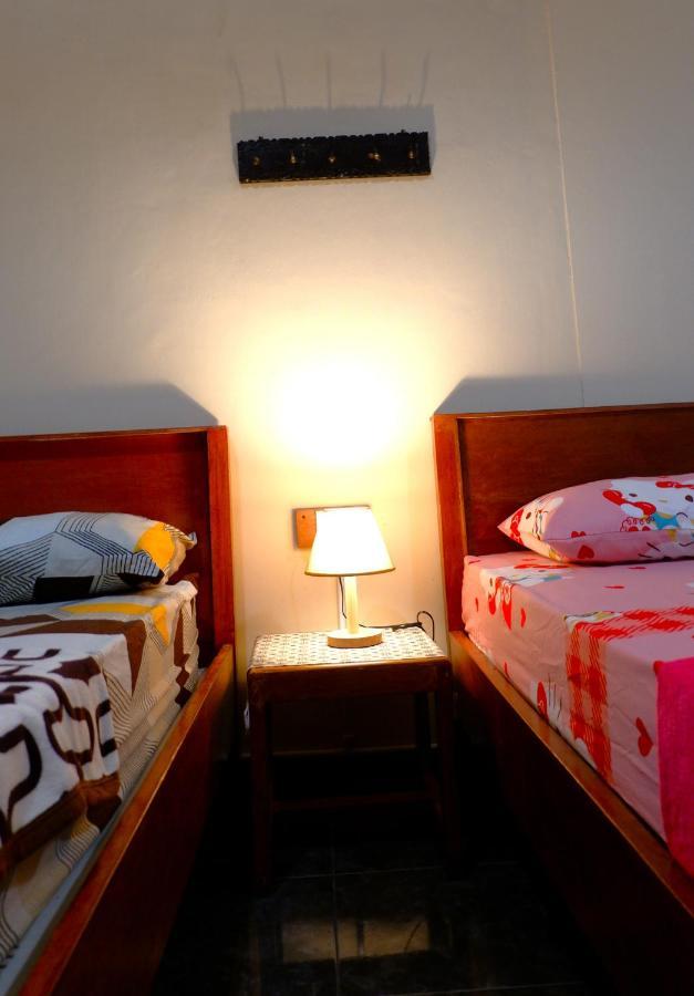 Sleepy Raccoon Hostel Prawirotaman Exterior photo